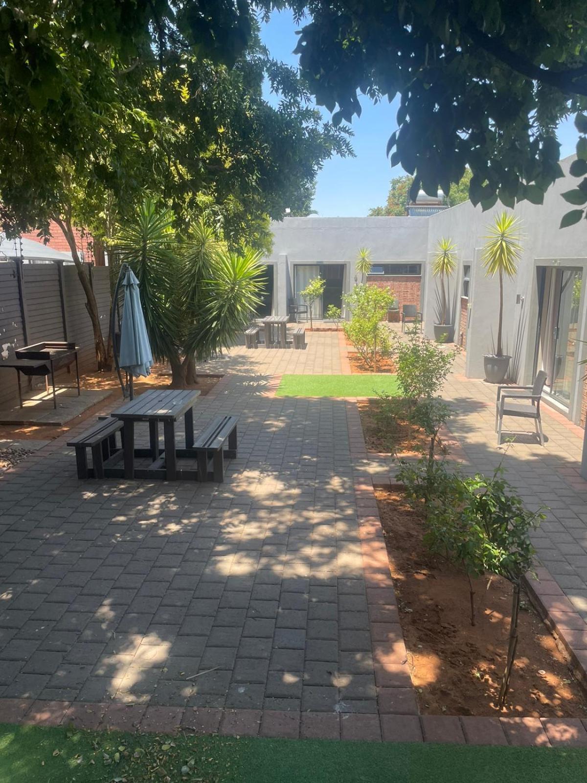 Touching Senses Garden Cottages Bloemfontein Exterior photo